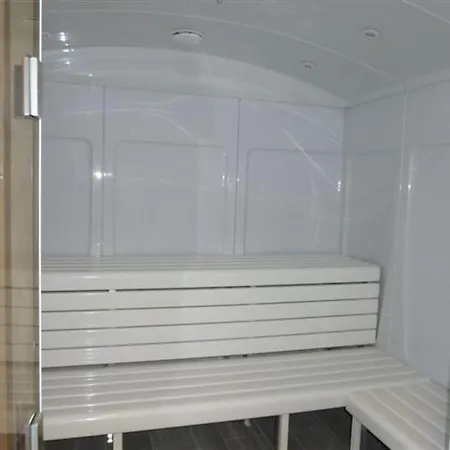 2 Pieces Skis Aux Pieds Avec Piscine Et - Fr-1-425-232
